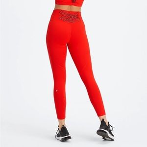 NWT Fabletics Boost Powerhold Highwaisted 7/8 Legging